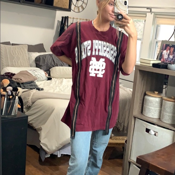 LF tshirt - Picture 2 of 4